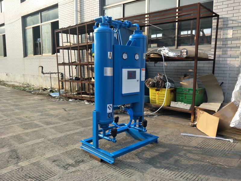 空壓機配備了冷干機為什么還有水？