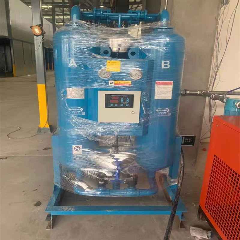 滬盛吸附式干燥機(jī)工作原理